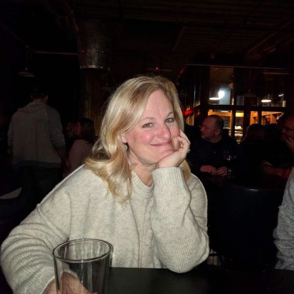 Meet your Posher, Robin - Picture 1 of 1